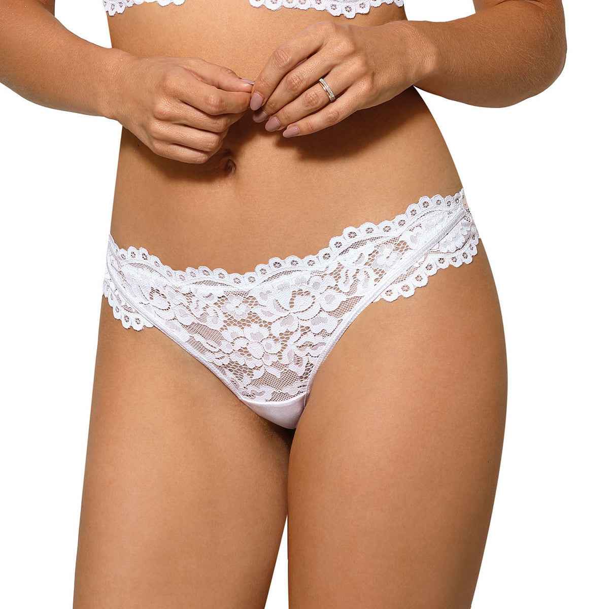 RZ Newia string white